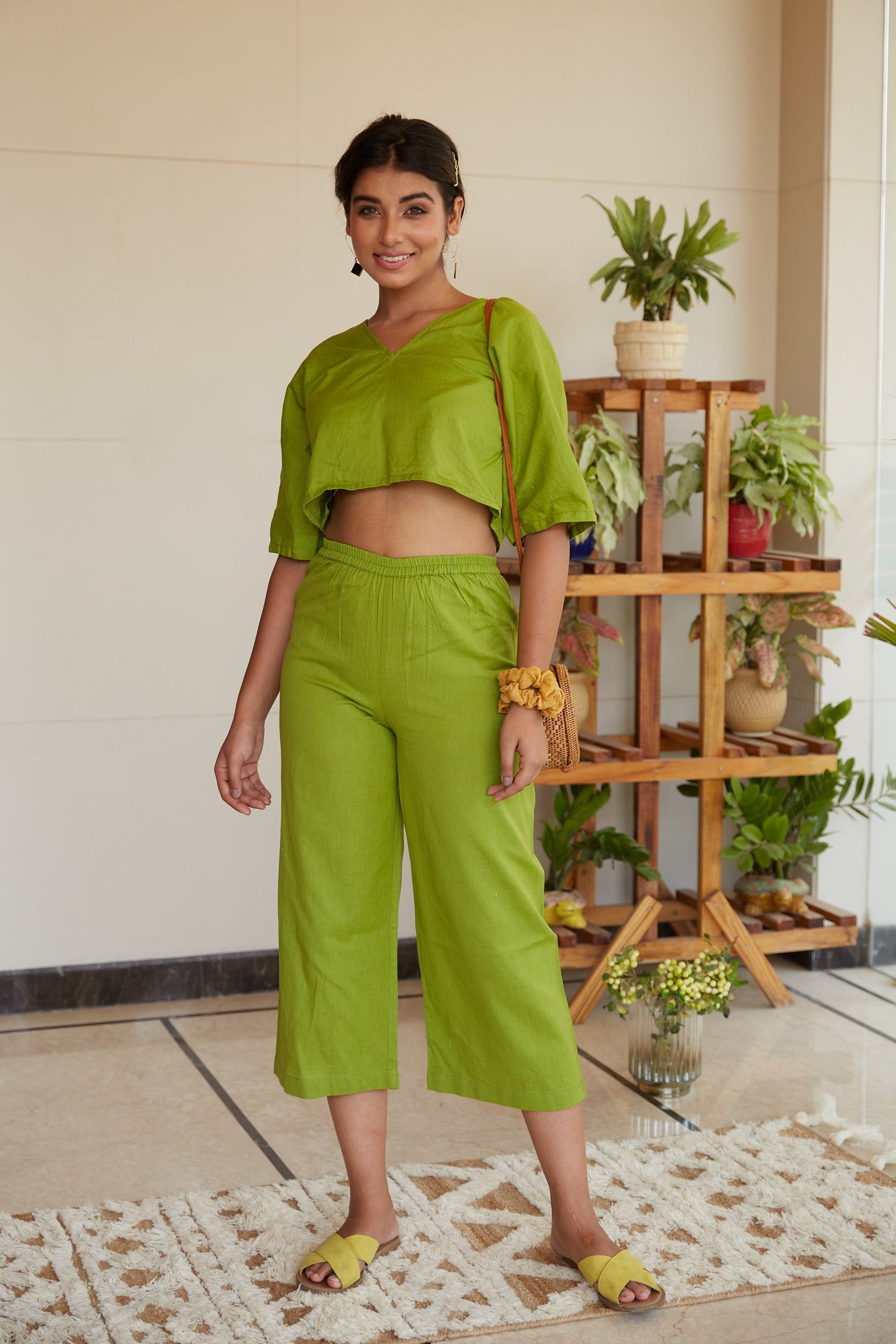 Green Solid Linen V Neck Co-Ord Set